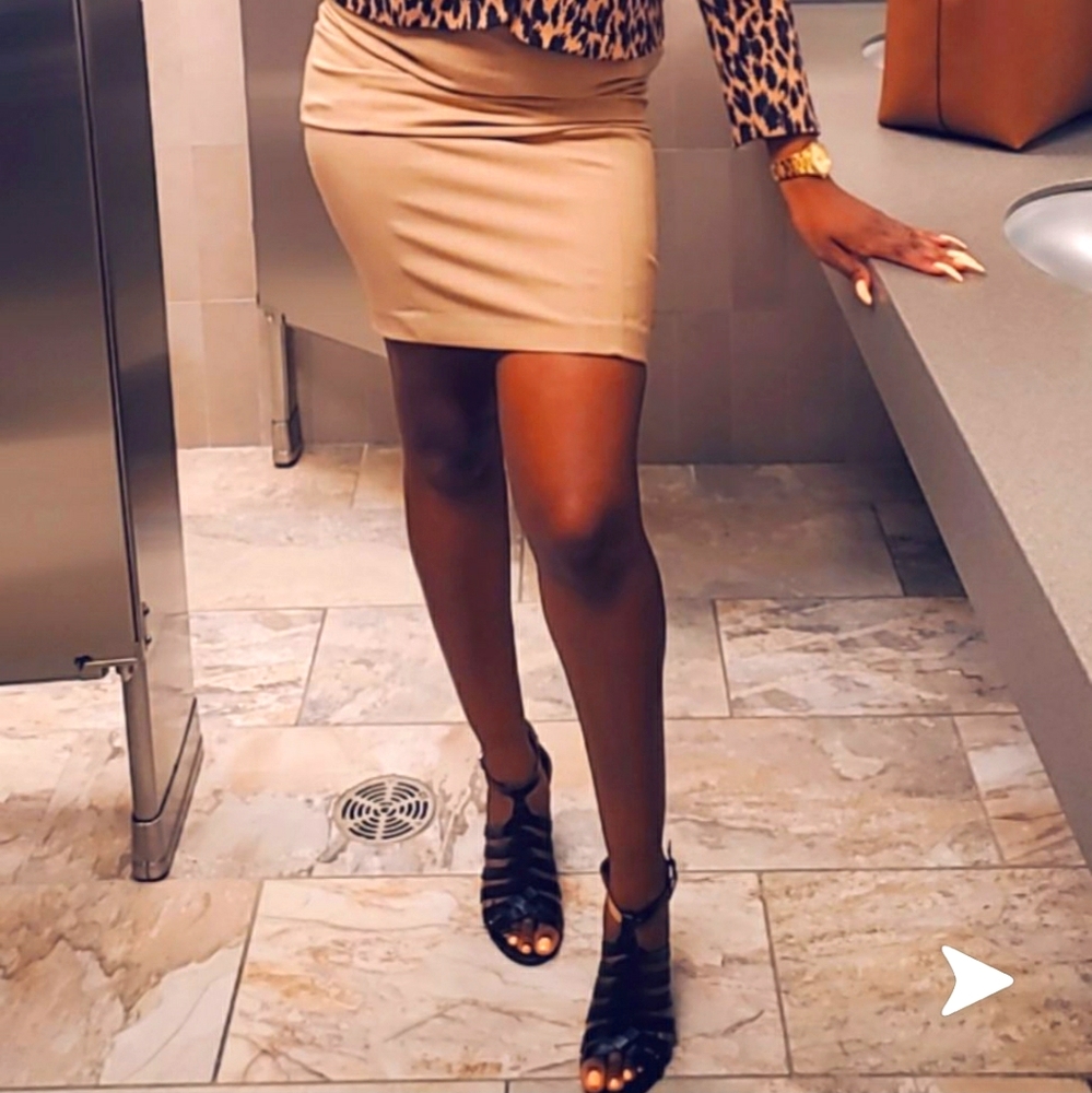NY&CO PENCIL SKIRT
